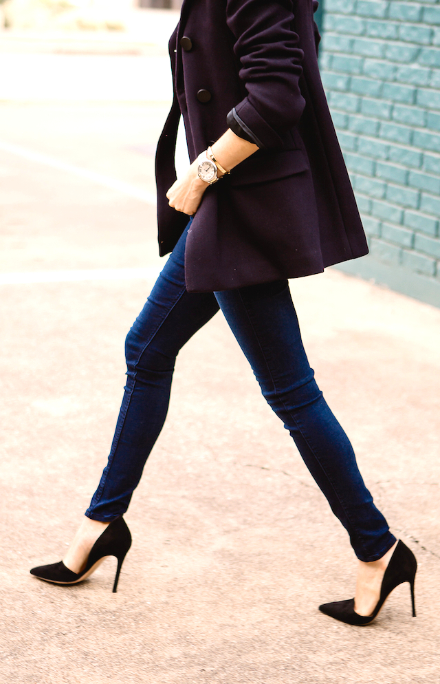 NAVY BLAZER | Krystal Schlegel