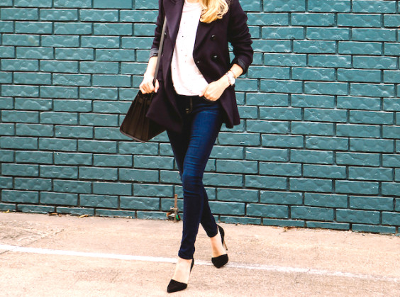 NAVY BLAZER | Krystal Schlegel