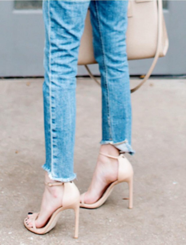 PINK BLOUSE AND BOYFRIEND JEANS | Krystal Schlegel