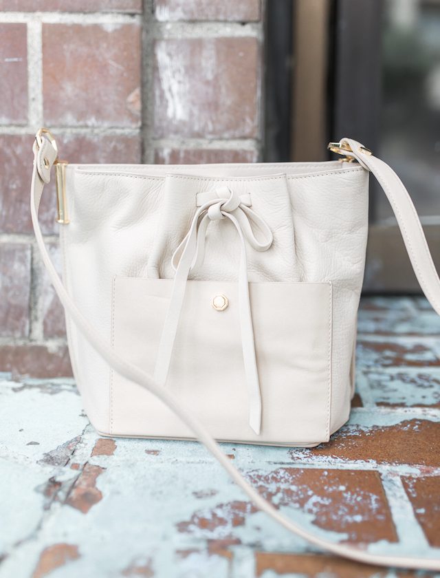 SUMMER BUCKET BAG | Krystal Schlegel