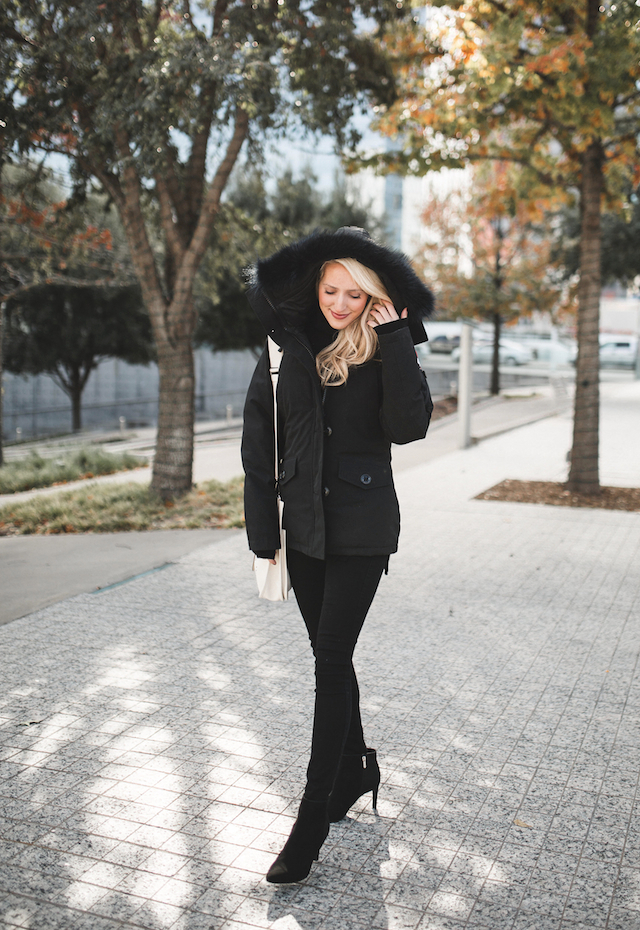 Canada Goose winter coat is the perfect way to warm up