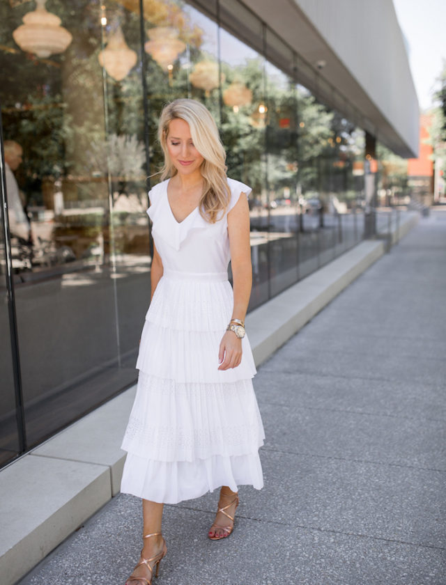 THE EFFORTLESS DRESS FOR SUMMER | Krystal Schlegel