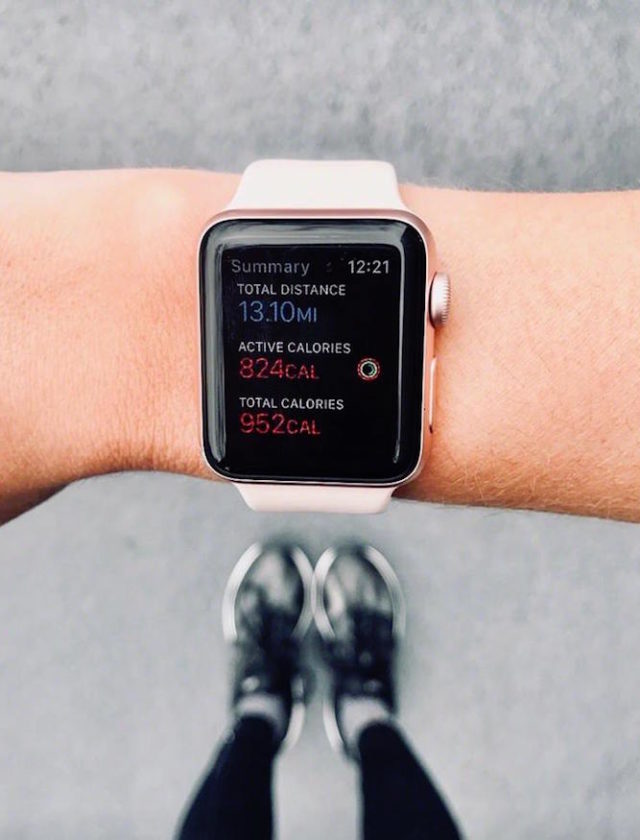 HOW I USE MY APPLE WATCH FOR FITNESS | Krystal Schlegel