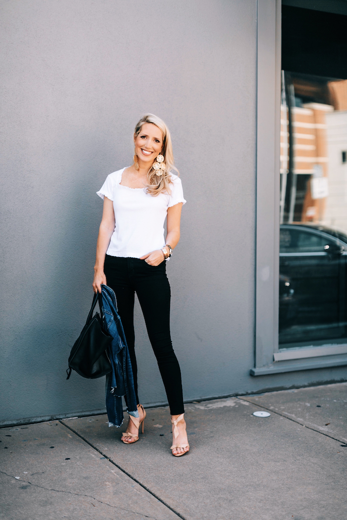 Effortless tee - How to style a white tee this summer