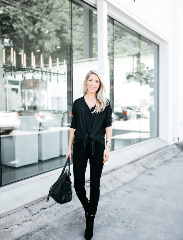 FAVORITE BLACK JEANS | Krystal Schlegel