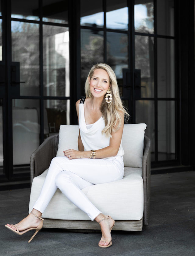 A pretty white outfit for Spring | Krystal Schlegel