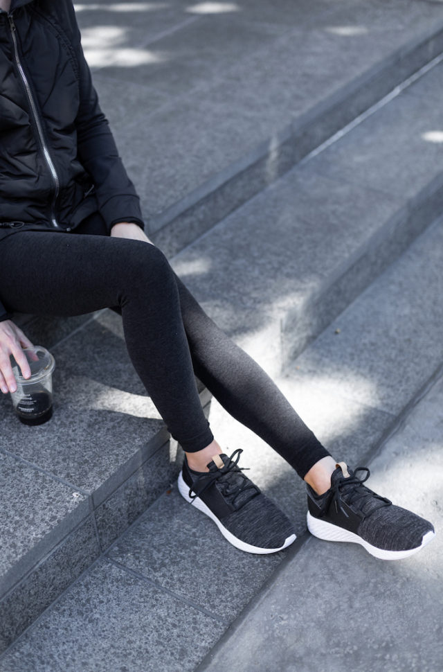 athleisure running and walking outfits for fall including alo ...