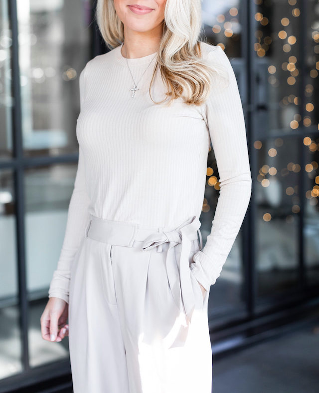 A chic neutral outfit for the Holidays | Krystal Schlegel